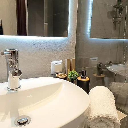 Апартаменты Navarino Jacuzzi Studio Rt Hospitality Services *